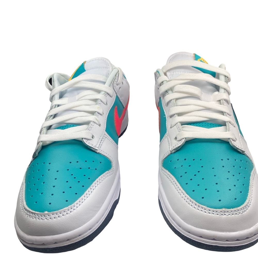 Nike White and Teal Sneakers - Picture 3 of 11